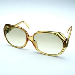 Item thumbnail for item 8dca0b12-d0de-4a2d-8c31-2be2a40f0495