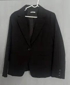 黒 シングルボタン　ジャケット