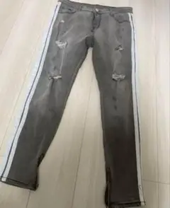 ダメージデニム　サイドラインデニム