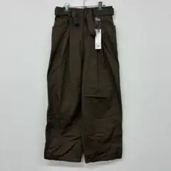UNIQLO ハイウェスト　ツータックパンツ+ ダークブラウン　73 ラ19
