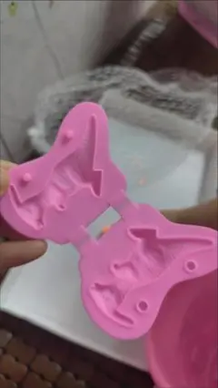 ピンク シリコン 蝶型モールド