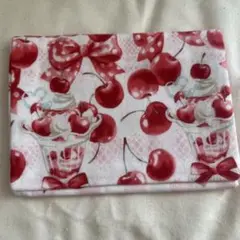 移動ポケット　さくらんぼ