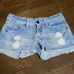 CHU X X X デニムショートパンツ