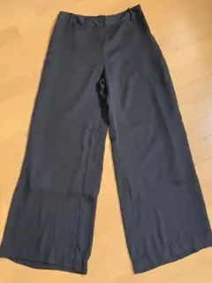 【フェリシモ】黒 ワイドパンツ 　67-93