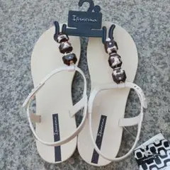 新品　Ipanema ラバーサンダル　ベージュ　24.5