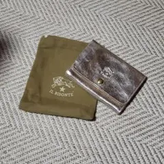 イルビゾンテ 折り財布 コンパクトサイズ 定期入れ レザーメタリック