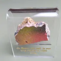 ベルリンの壁 破片 ディスプレイ オーナメント 飾り アクリルスタンド 置物