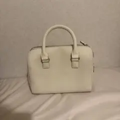 ユニクロ レザータッチ2WAYボストンバッグ