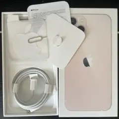 iPhone13箱、コード