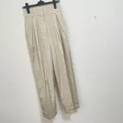 エメルリファインズ EM サテン2タックテーパードパンツ24