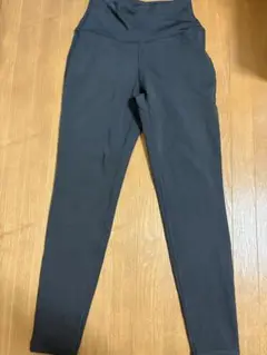 GU ACTIVE 黒 レギンス Sサイズ