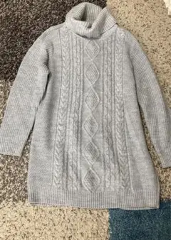 グレー タートルネック ケーブル編み チュニック