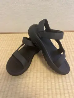 【値下げ】Teva アウトドアストラップサンダル　キッズ