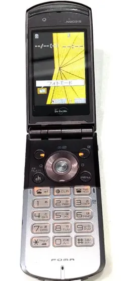 ドコモ docomo N902i ガラケー 携帯　動作OK　バッテリーNG
