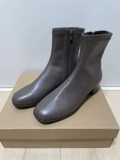 Item thumbnail for item 979981fc-0cdc-4de1-9e51-ca6d9cfb1dcd