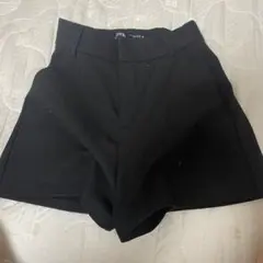 ZARA ブラック ショートパンツ EUR 36