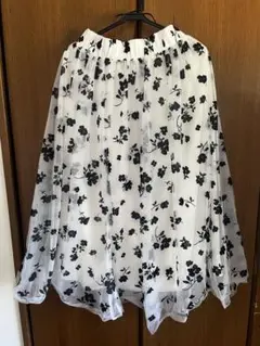 フラワープリント シフォンフレアスカート