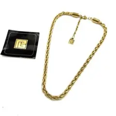 Item thumbnail for item e59e19fa-5b8e-4623-b55e-afc0ab6040b0