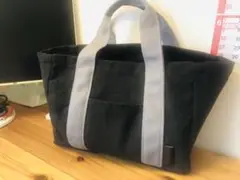 黒のキャンバストートバッグ