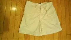 SPELLBOUND　スペルバウンド　メンズ　ハーフパンツ　白　夏休み　バカンス