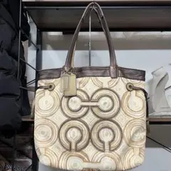 COACH 円形模様の大きめトートバッグ