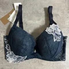 Item thumbnail for item b6db8d29-d010-4ac0-994c-d0881db964e7