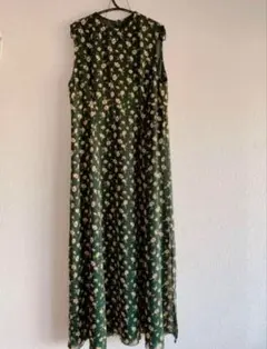 ミラオーウェン　花柄　ワンピース　ノースリーブ