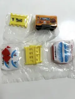 新品　アンパンマン キャラレール3 ガチャ