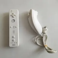 ☆超美品☆任天堂 Wii『Wiiリモコン＋ヌンチャク』※純正 正規品
