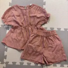 トップスとショートパンツセット　95