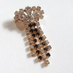 Item thumbnail for item 57ee8eee-68f5-4167-8196-e5e11061c21e