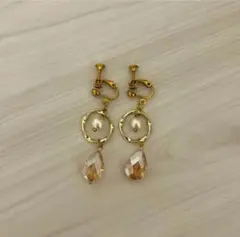 Item thumbnail for item d6c44985-7805-4f89-9c6d-413bfe4a1792