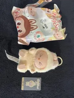 ラブブ ハブアシート ザ モンスターズ 黄色 イエロー シシ