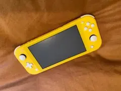 ほぼ未使用:Nintendo Switch Lite イエロー