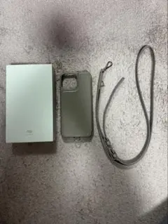 iPhone13pro max用ケース グレー ストラップ付き