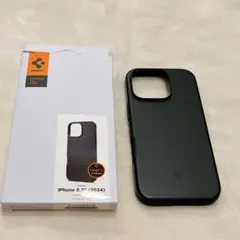 ♪ Spigen iPhone 16 Pro ケース MagSafe ブラック
