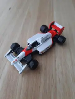 【送料無料】トミカ マクラーレン・ホンダ MP4/4