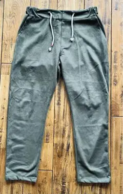 Item thumbnail for item fd6061e7-5a0f-4b71-90f3-75b010e95cce