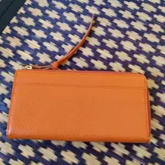 …to PROUDY DONNA美しく並ぶ整う長財布