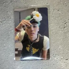 G-DRAGON ペンライト トレカ　ジヨン　公式　カード　新品