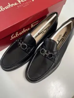 【新品未使用】Salvatore Ferragamo ローファー 24cm