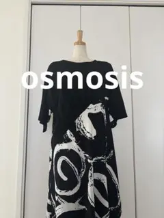 osmosis 半袖カットソーワンピース 黒/白