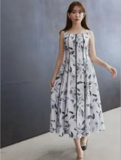 herlipto Nosimi Floral Zip-up Dress