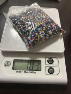 多色ビーズ 100g 透明袋入り　丸小ビーズ
