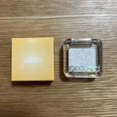 【新品】ロムアンド（rom&nd）マルチビーム アイシャドウ 01 パール