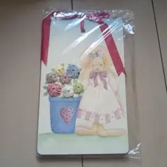 木製、トールペイント 花と人形のデザイン