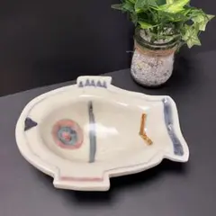 魚型陶器皿
