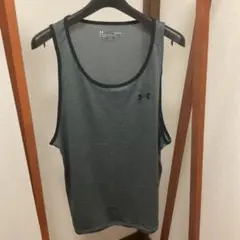 Under Armour タンクトップ グレー