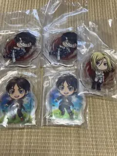 進撃の巨人一番くじ アクスタ5個 リヴァイ エレン アニ