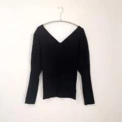 スナイデル パフスリーブ黒ニット